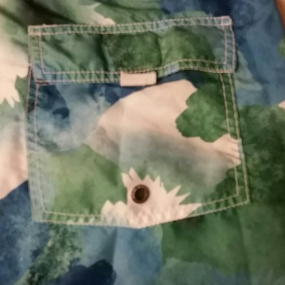 Men's Swim Trunks - Picture 3 of 3